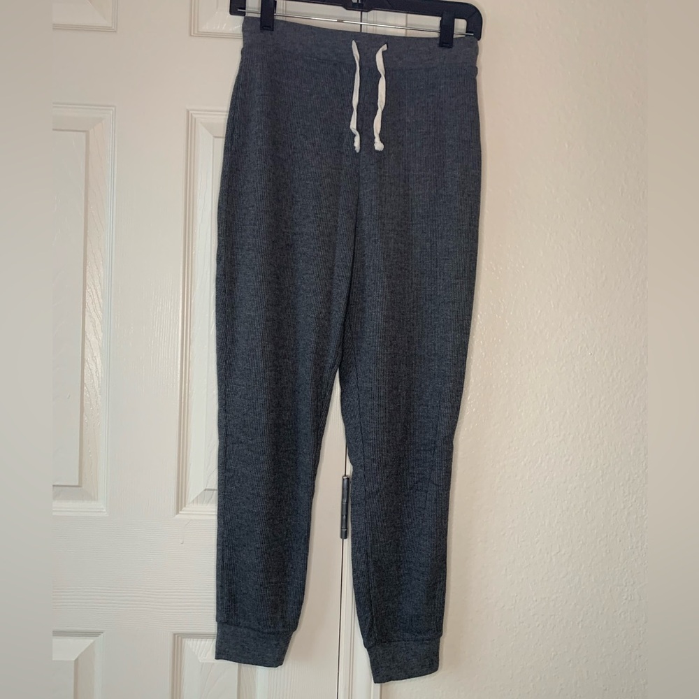 Double Zero Sweat Set - Picture 2 of 3